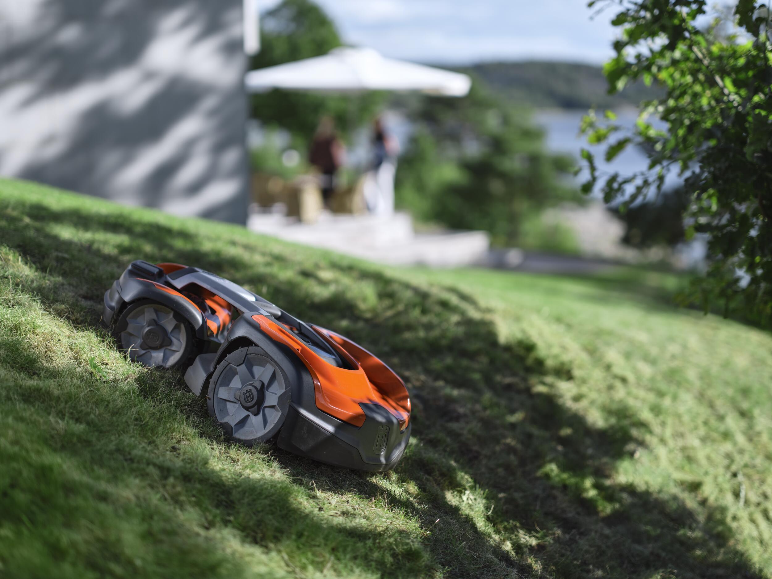 Husqvarna Automower® 535 AWD