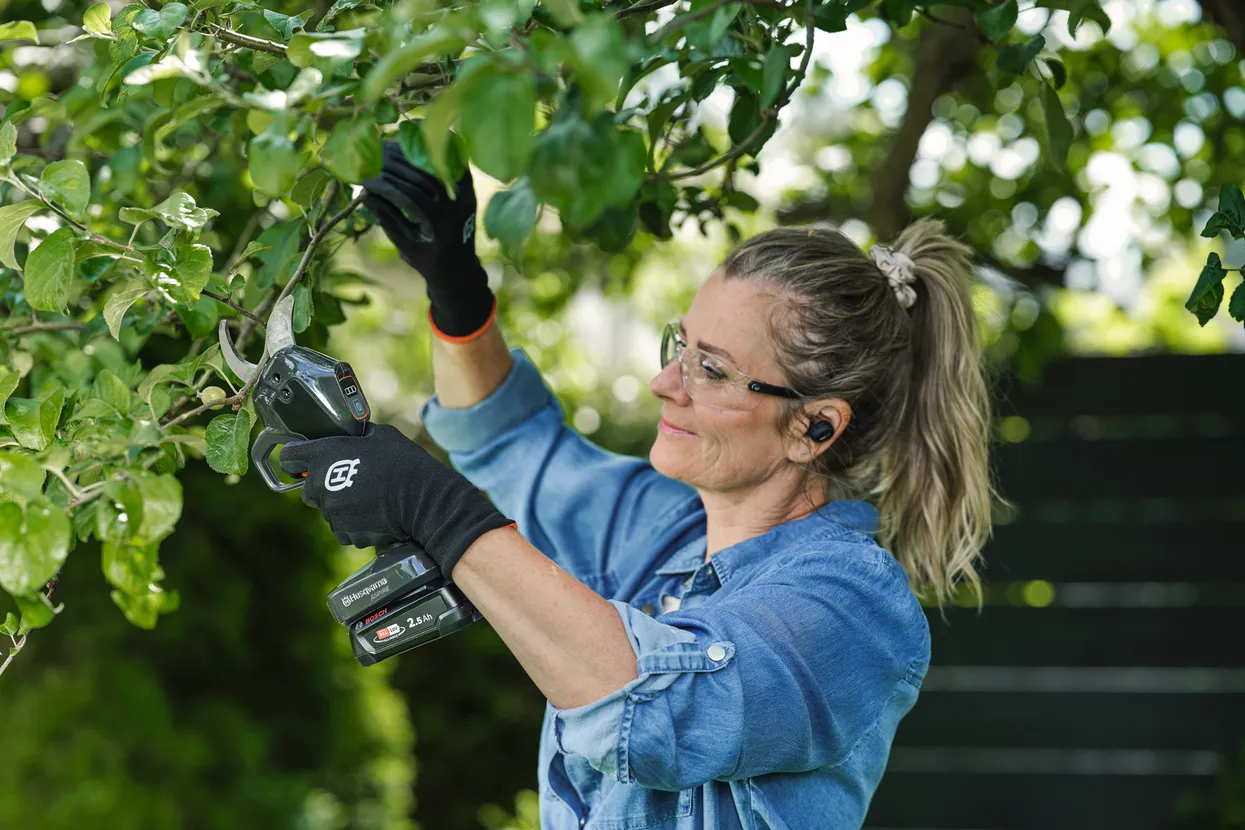 Husqvarna Aspire™ PS30X-P4A cu acumulator și încărcător