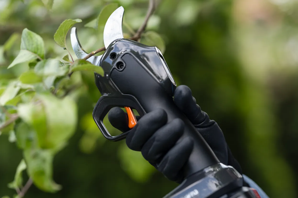 Husqvarna Aspire™ PS30X-P4A cu acumulator și încărcător