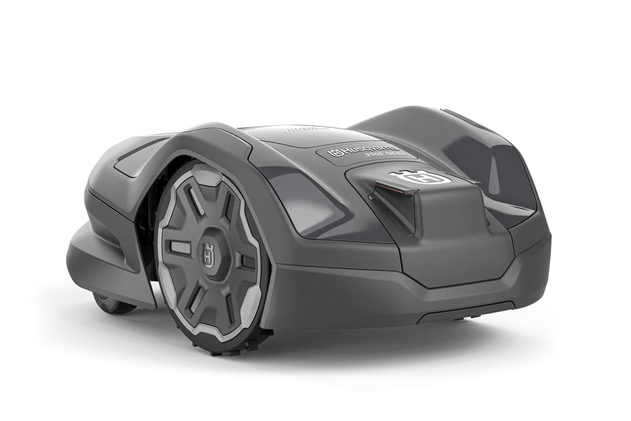 PACHET: Husqvarna Automower® 310E NERA (include stație de referință și modul EPOS)