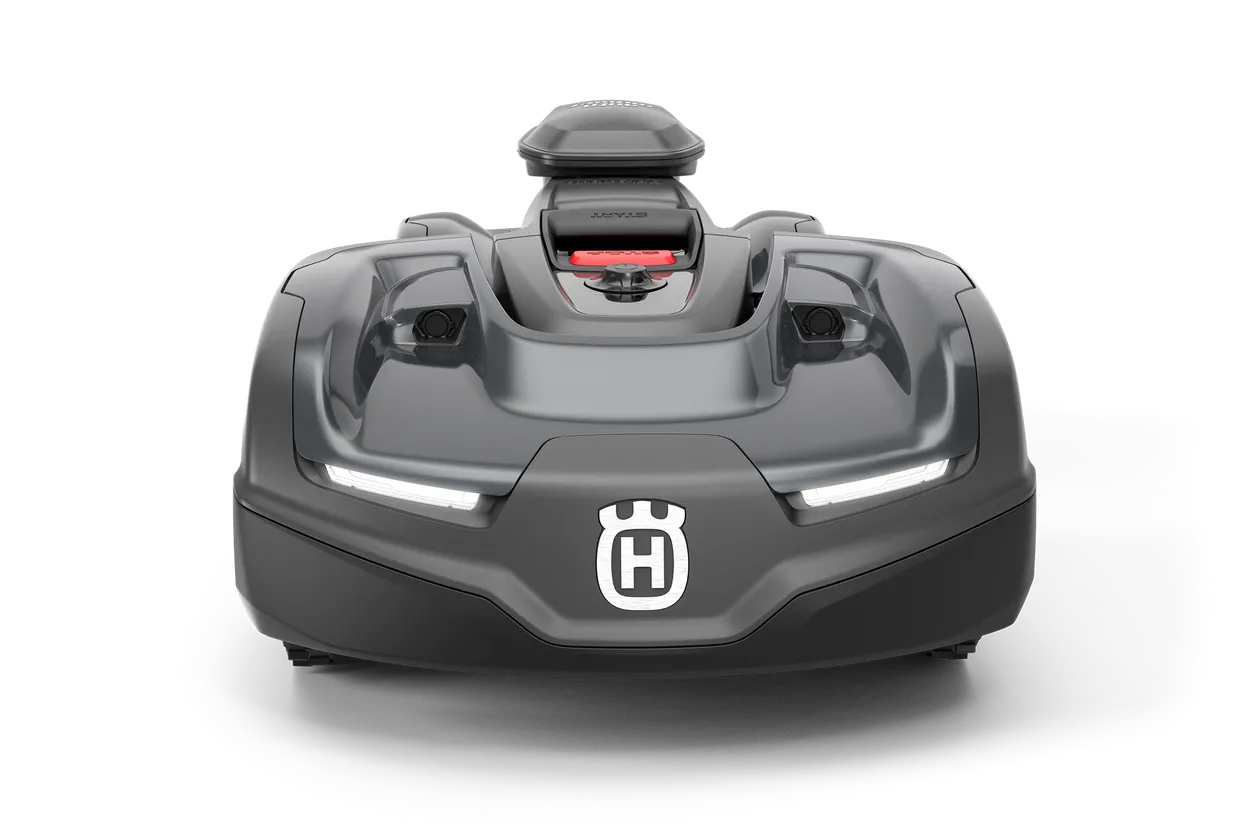 Husqvarna Automower® 435X AWD NERA cu tehnologie fără cablu de perimetru