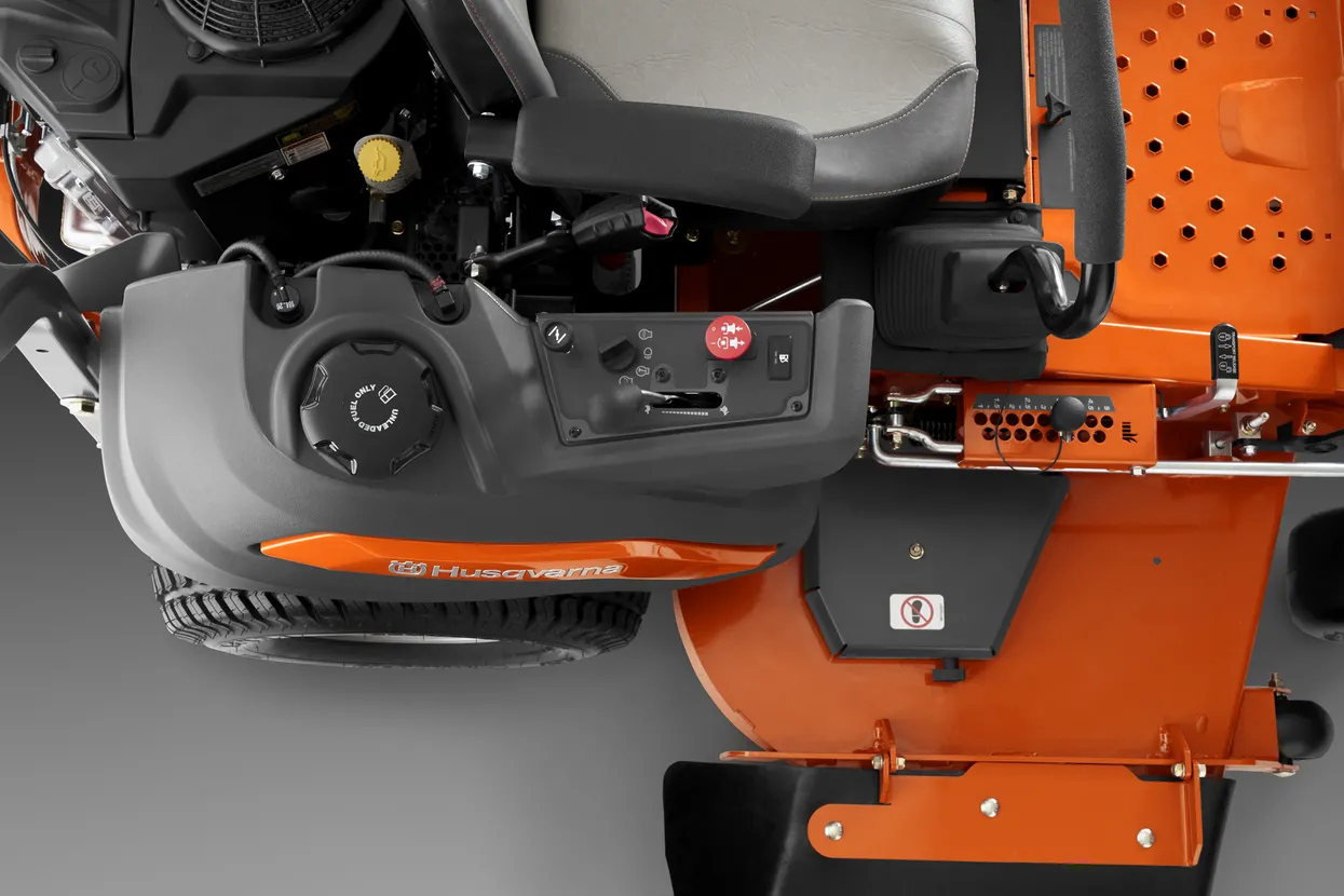 Tractor Husqvarna Z448